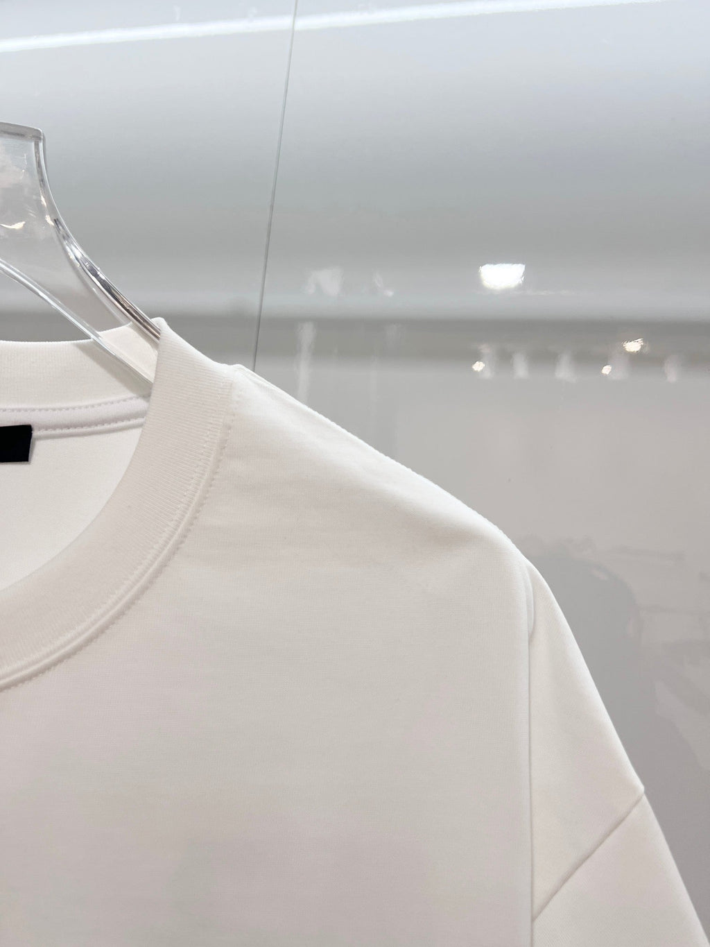 LV 3D ski mountain foam flock T shirt