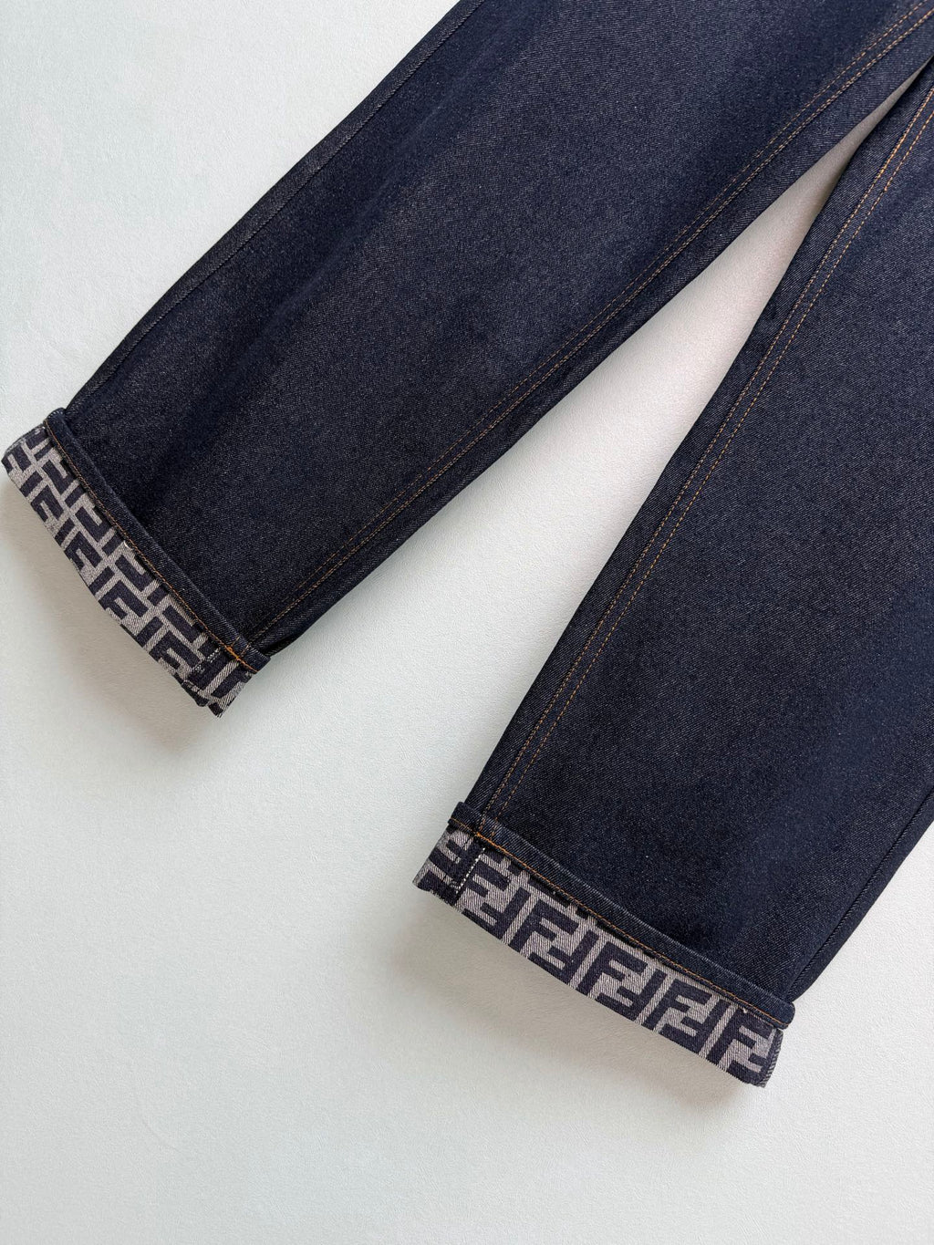 Women Fendi High Waisted Straight-Leg Jeans