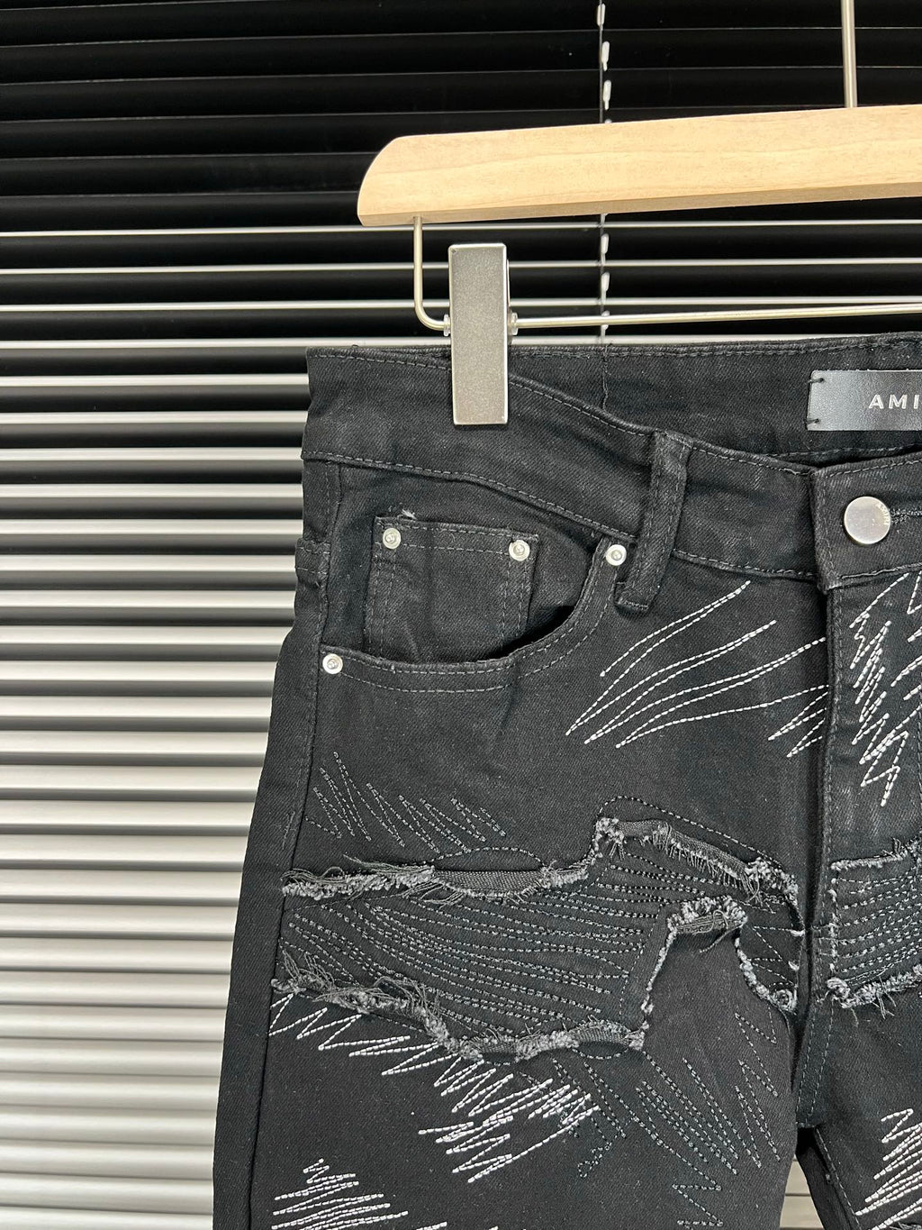 Amiri Embroidered Stretch Slim Fit Jeans