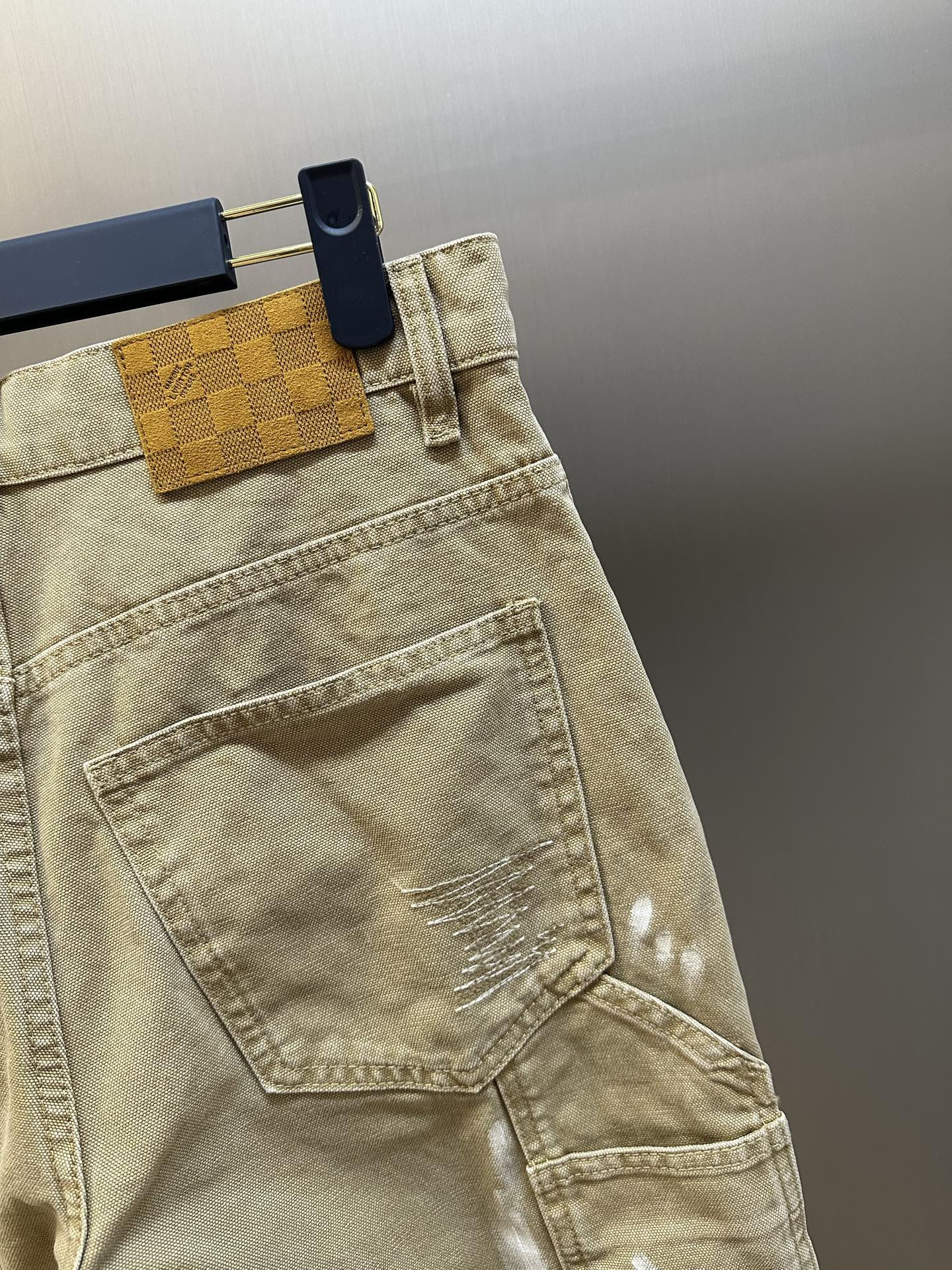 LV Painted Plain Jeans