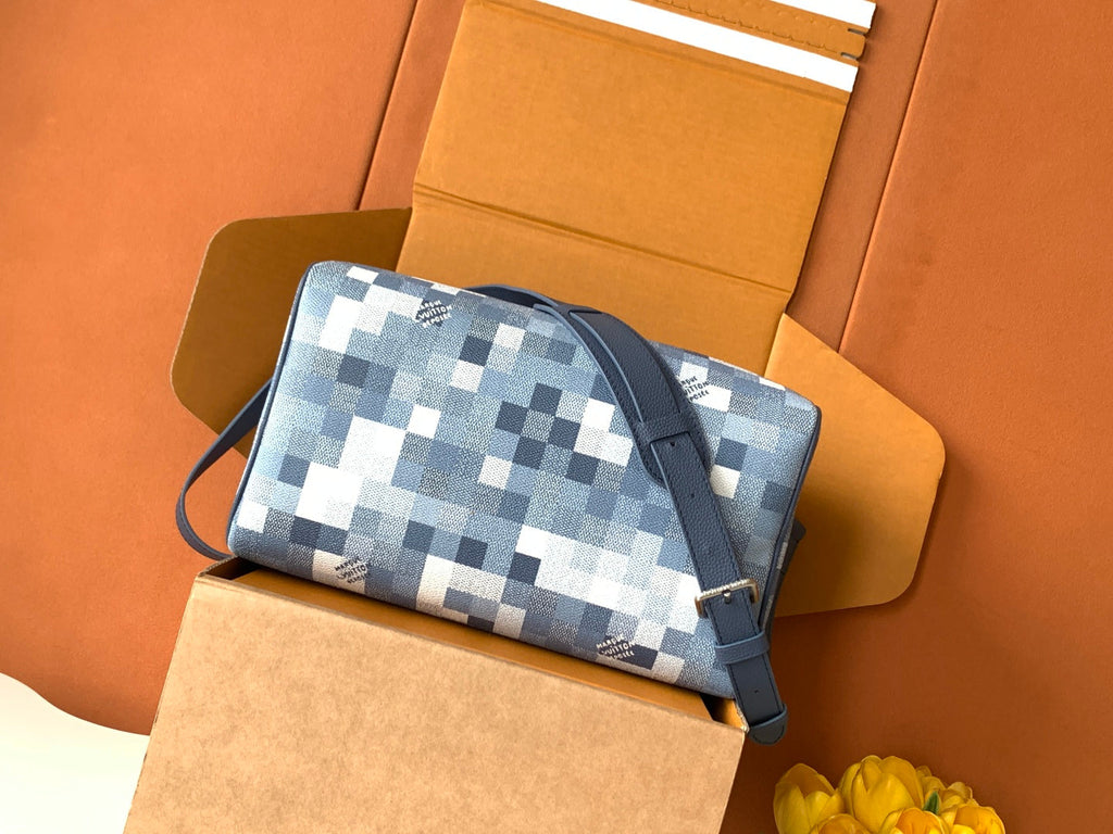 LV 30 Handbag