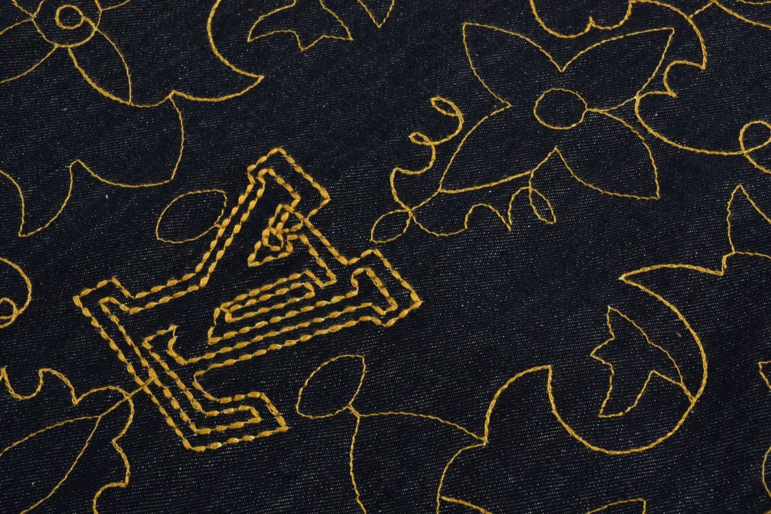 LV black and Gold Pants