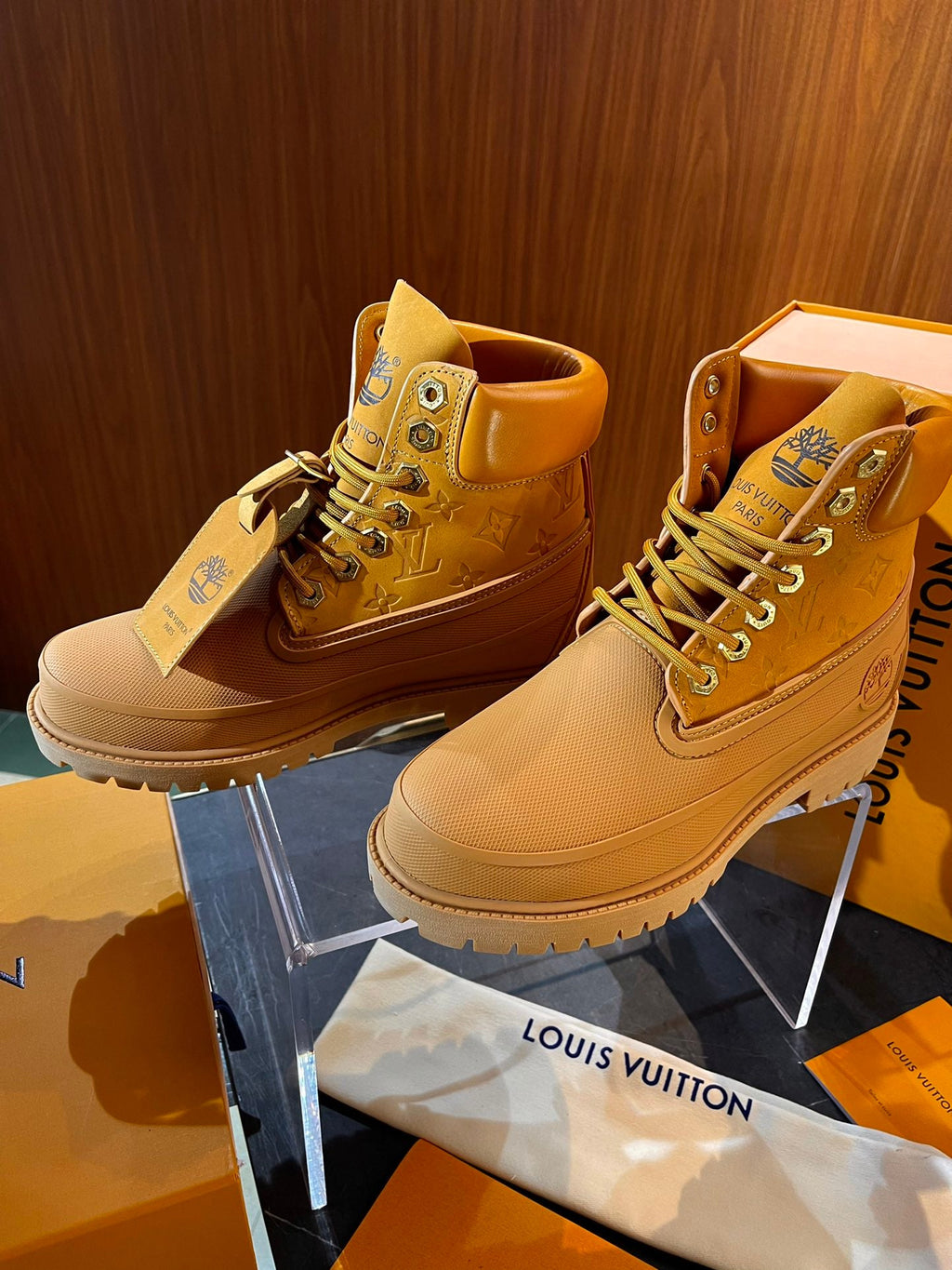 Louis Vuitton × Timberland 6" ankle boot olive green -US(LV) size 10