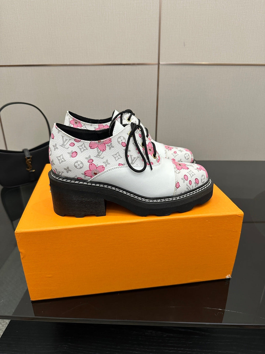 Women LV High-end Shoes