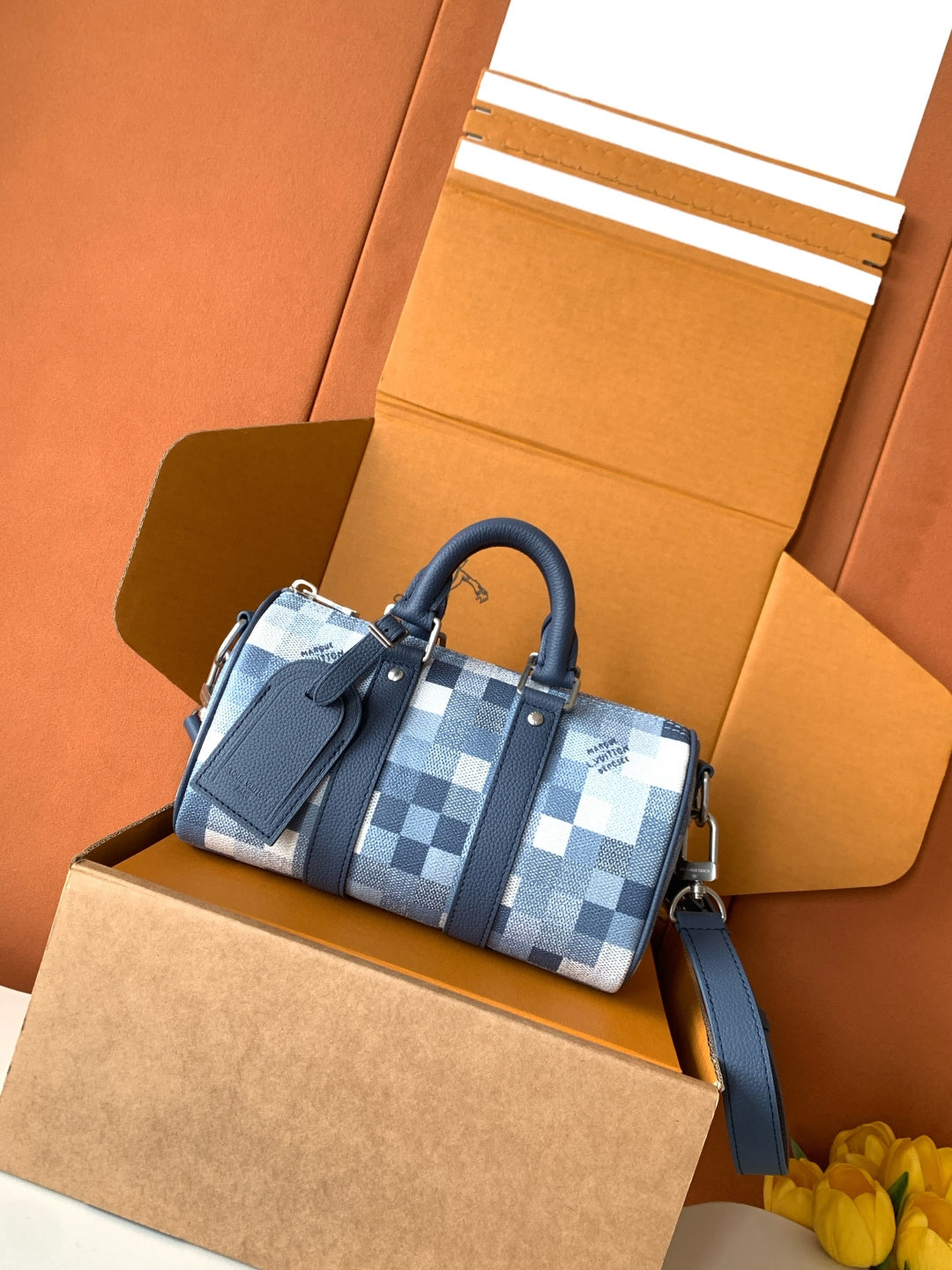 LV 25 Handbag