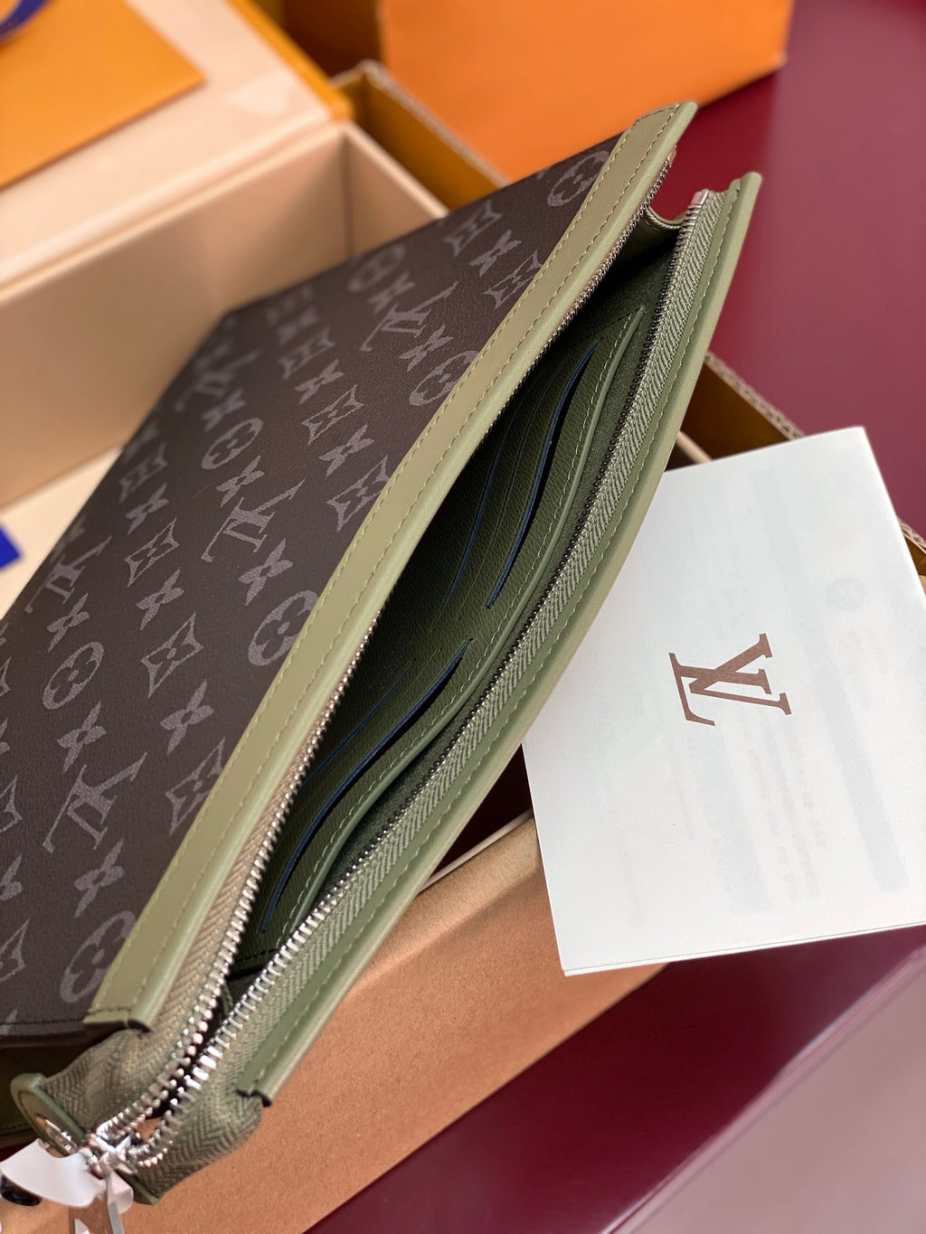LV Pochette Voyage Clutch