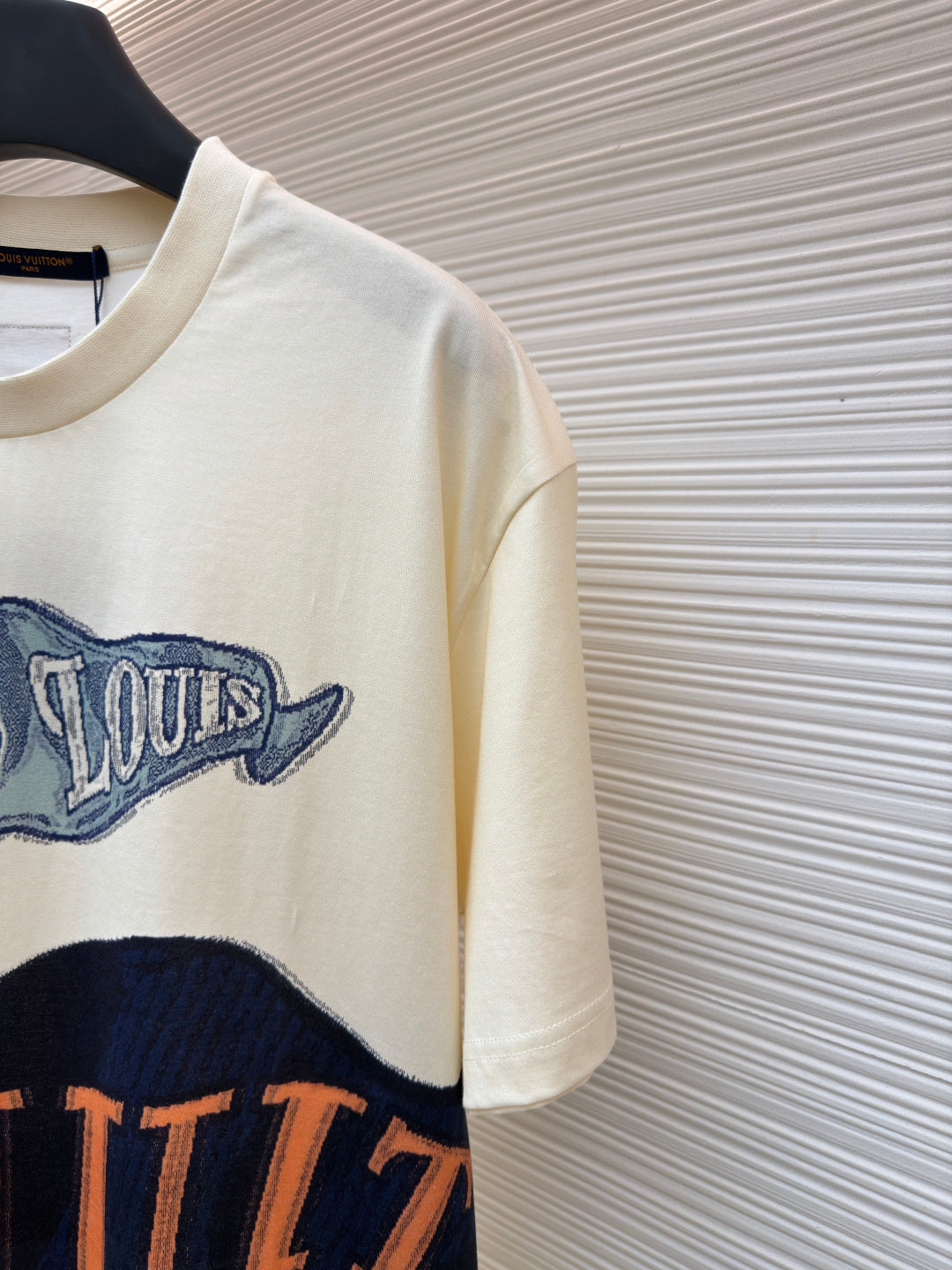 LV T-Shirt