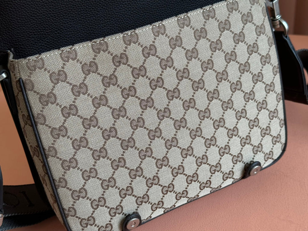 Gucci shoulder Bag