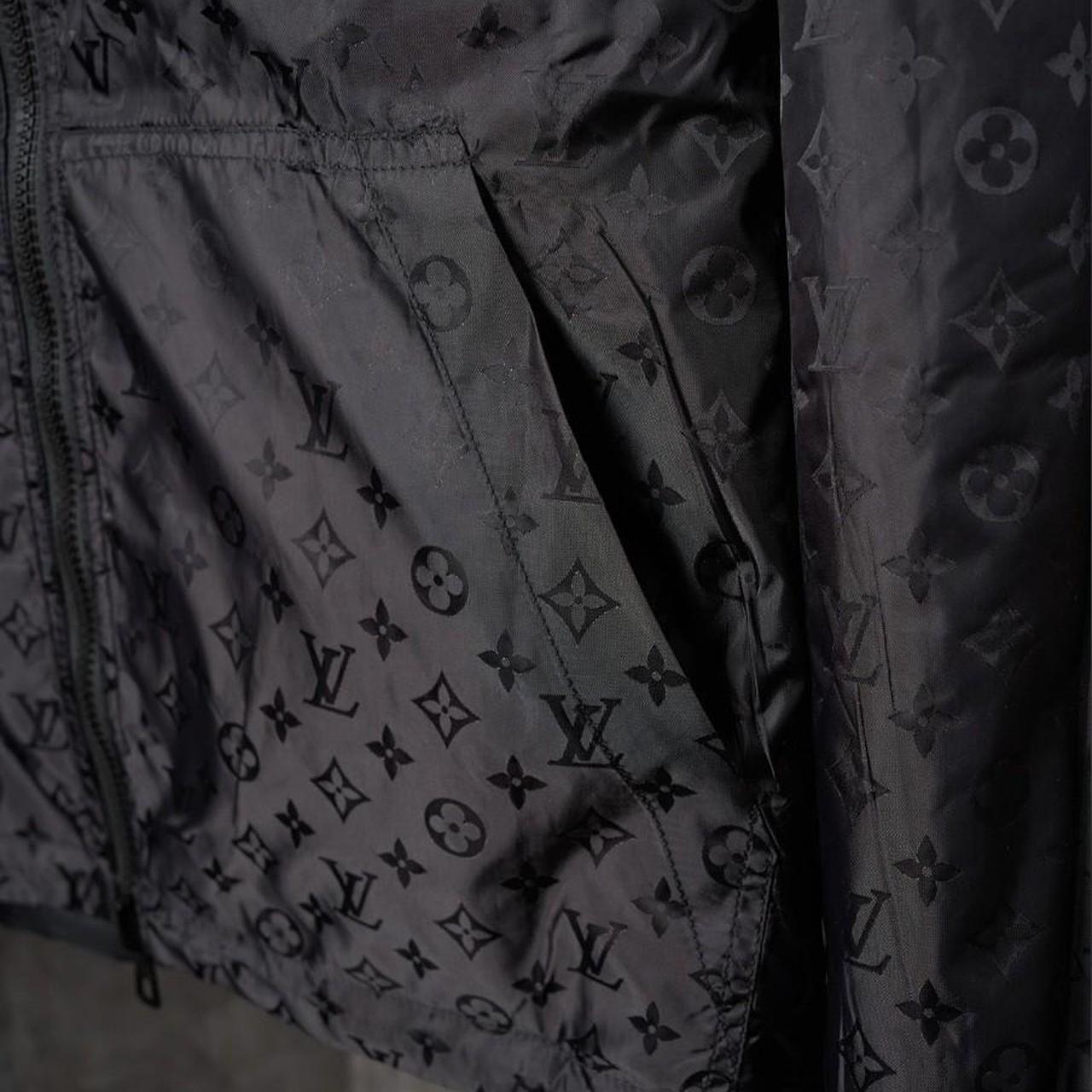 LV Reversible Windbreaker