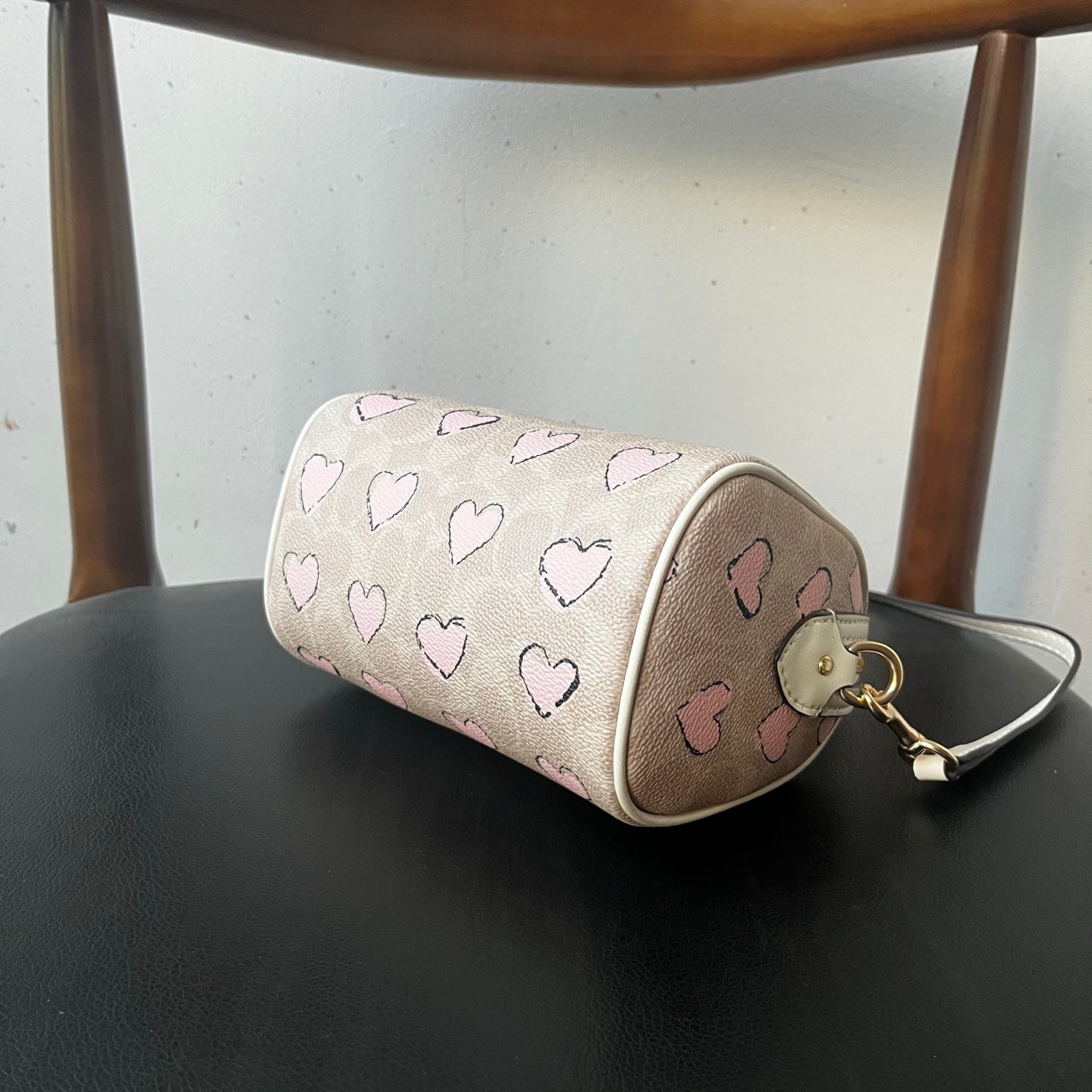 Coach Mino Pillow bag