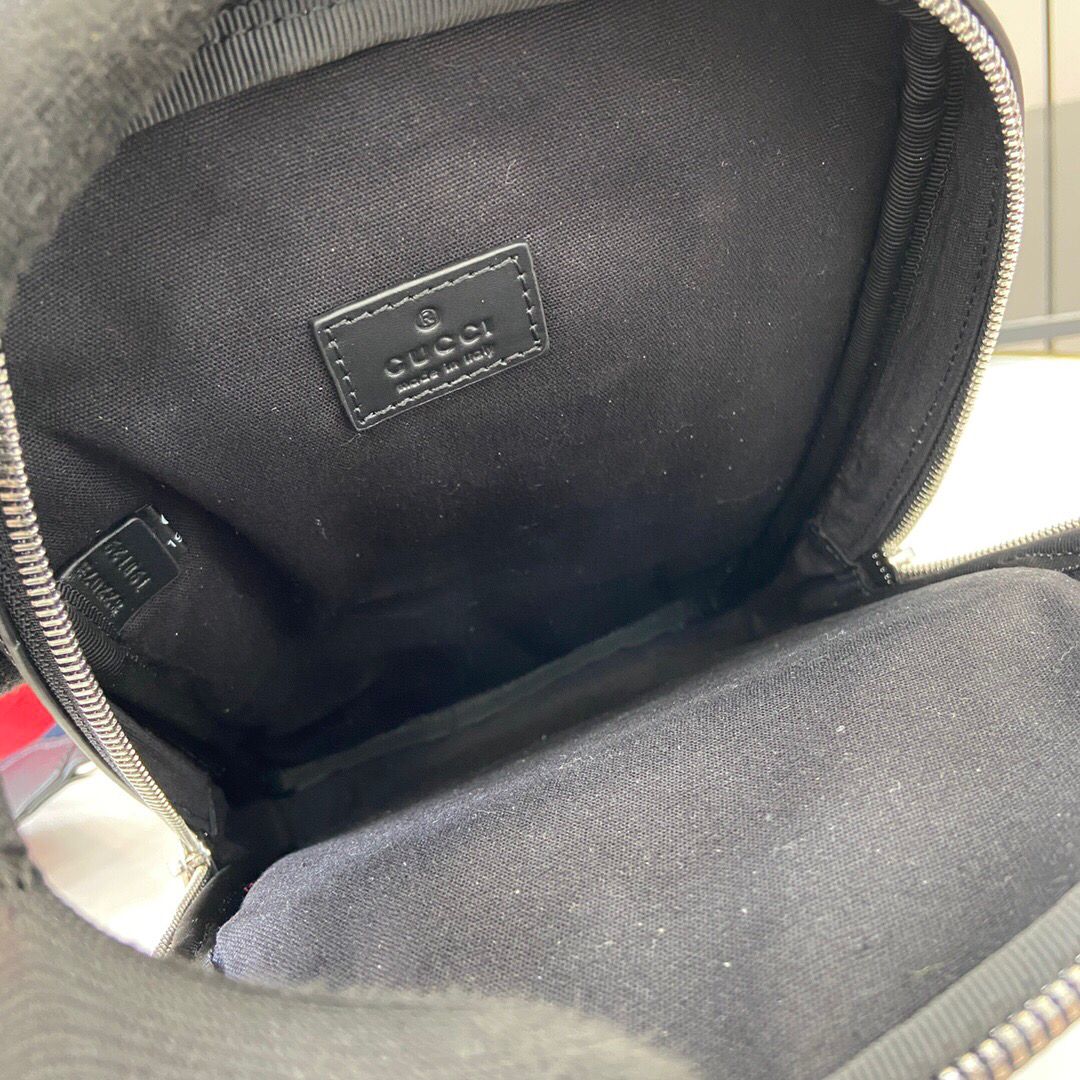 GG BAGS w/strap