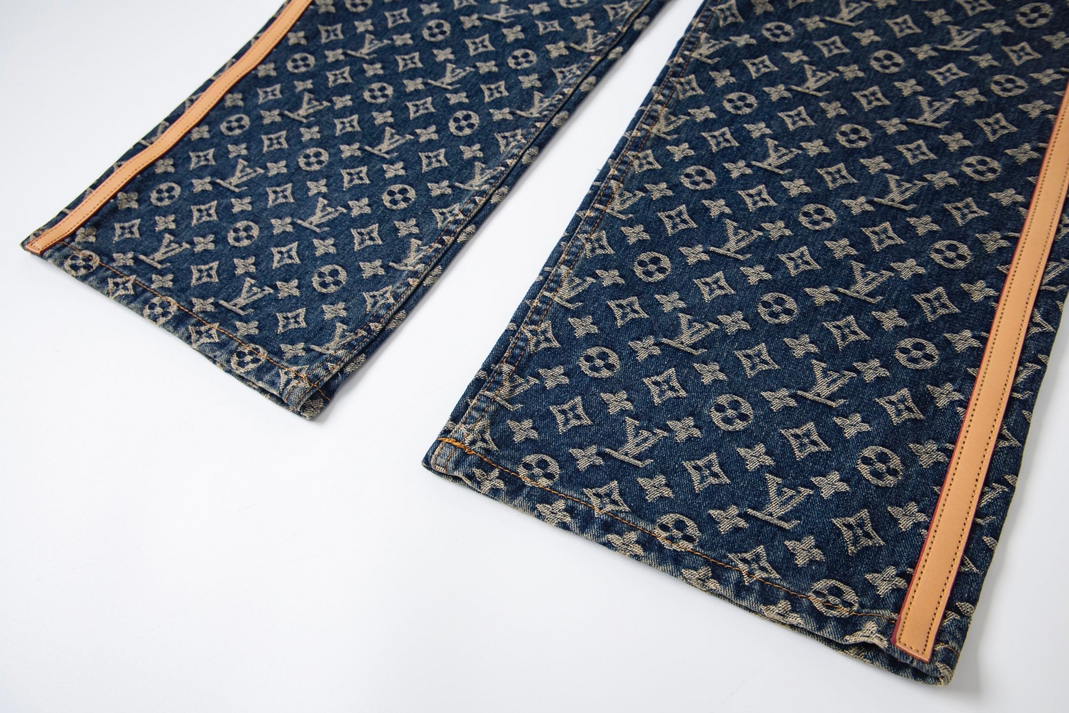 LV Jeans