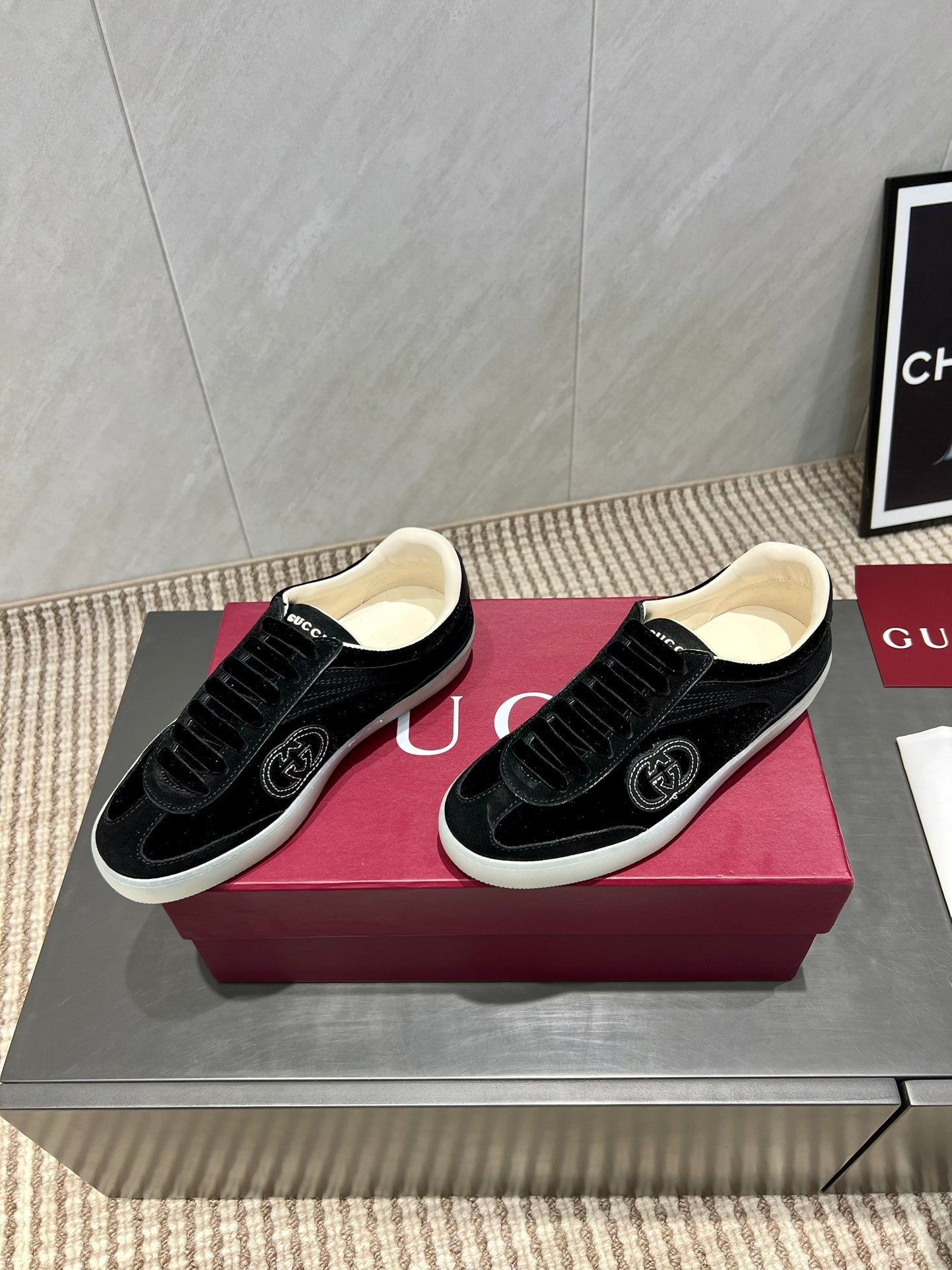 Gucci Casual Distressed Shoes