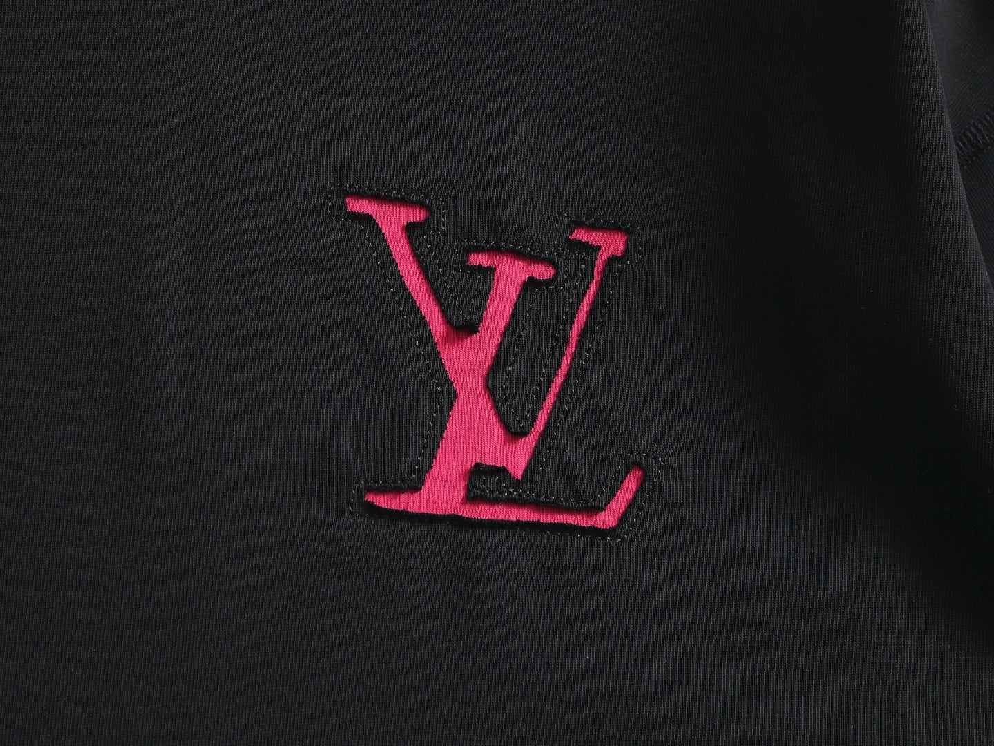 LV T-SHIRT