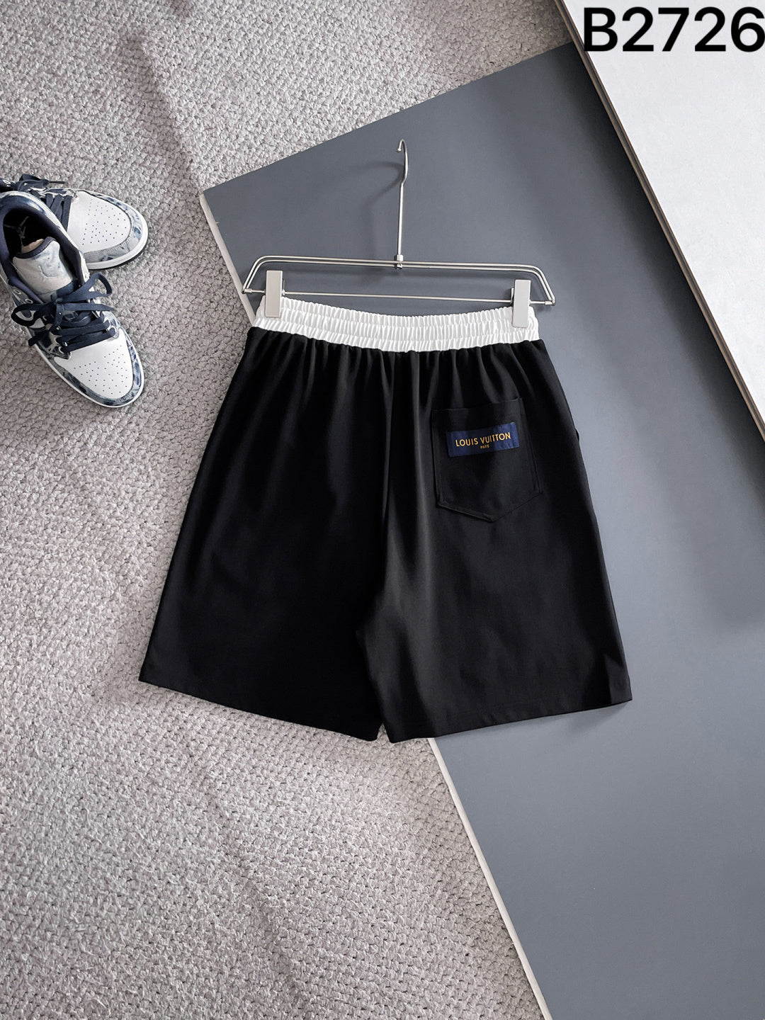 LV knitted shorts