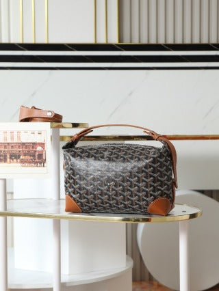 Goyard Toiletry Bag