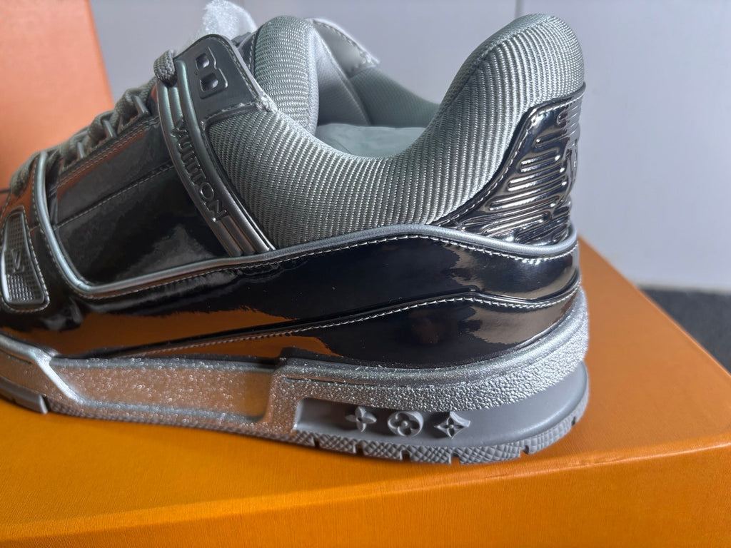 Lv Trainers - Exclusive Edition