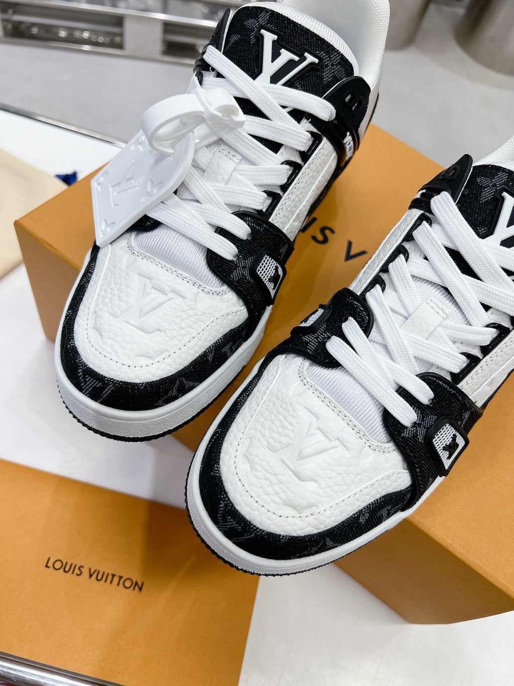 LV Trainers shoes variety