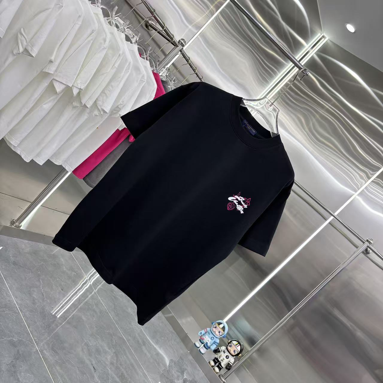 LV Short Sleeve T-Shirt