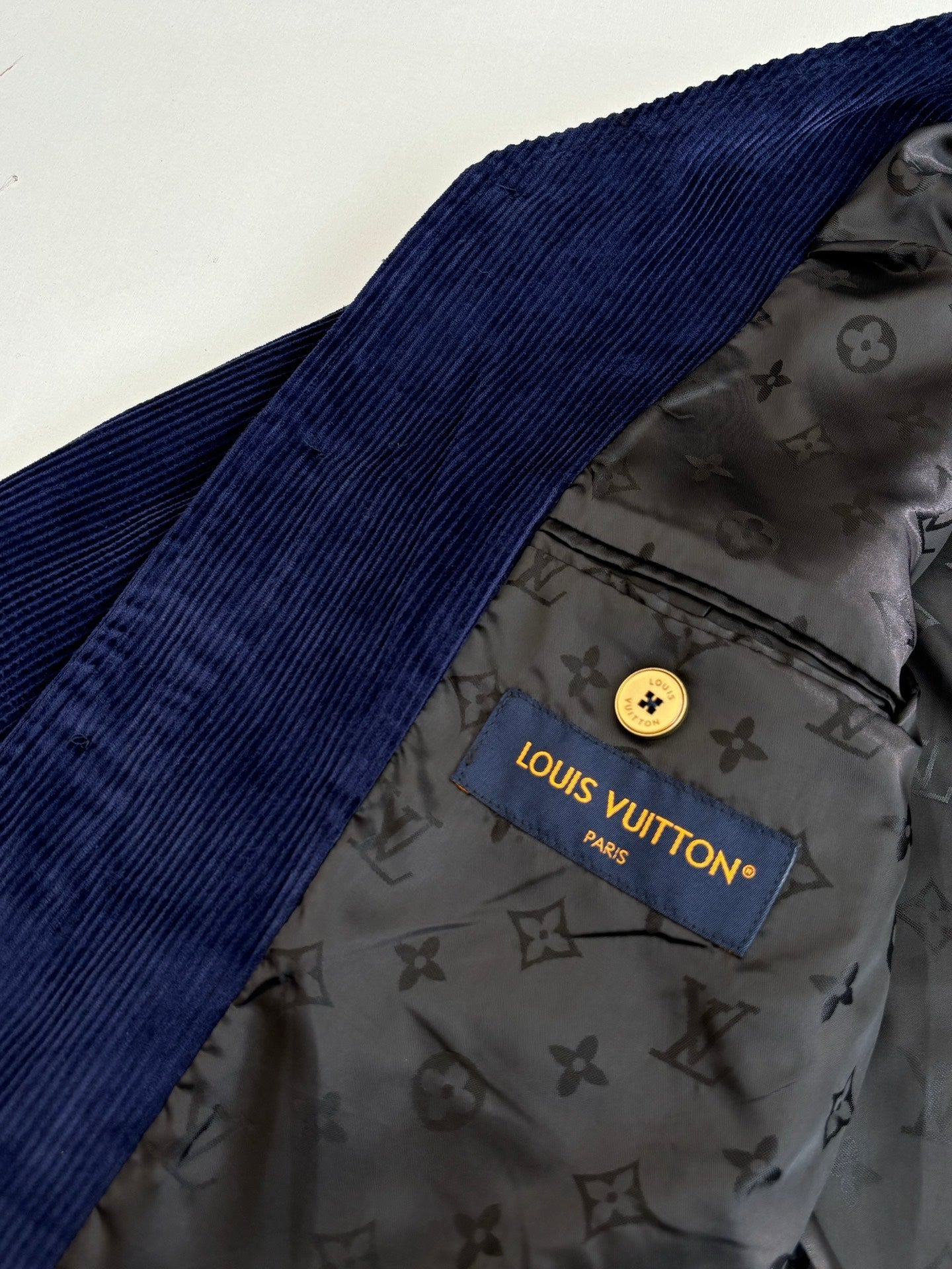 LV-neck corduroy monogram patchwork jacket