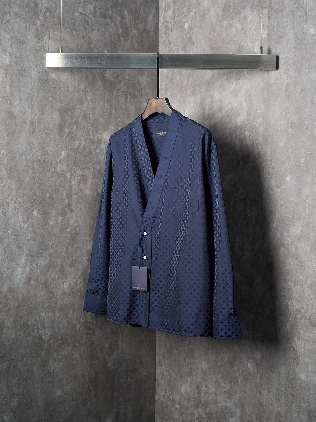 LV Nigo Collaboration Series Four-Leaf Clover Jacquard Kimono-Style Long-Sleeved Shirt