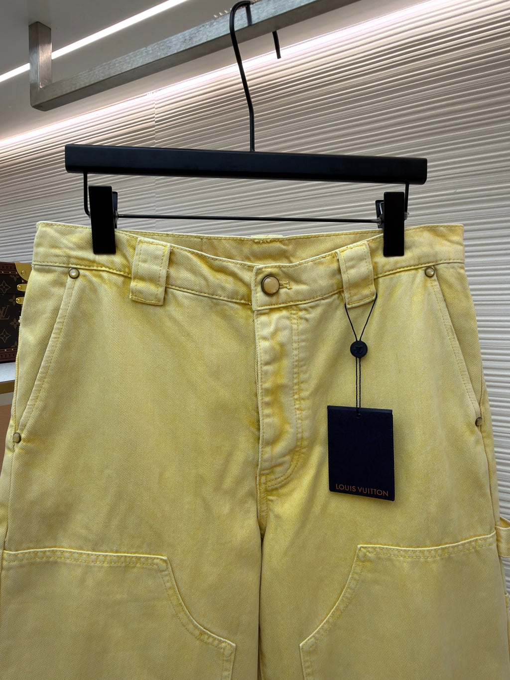 LV PANTS