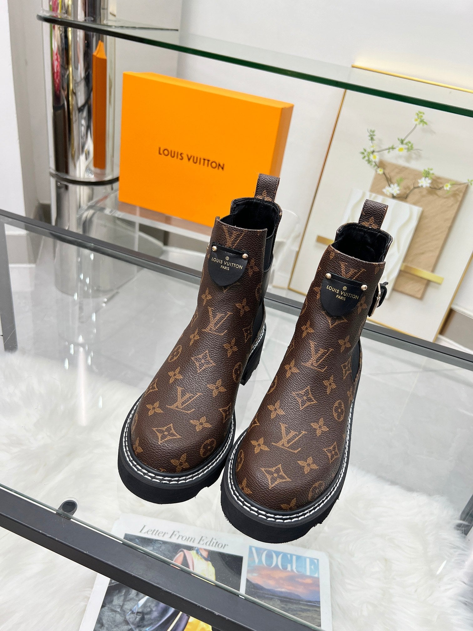 Women's LV Boots