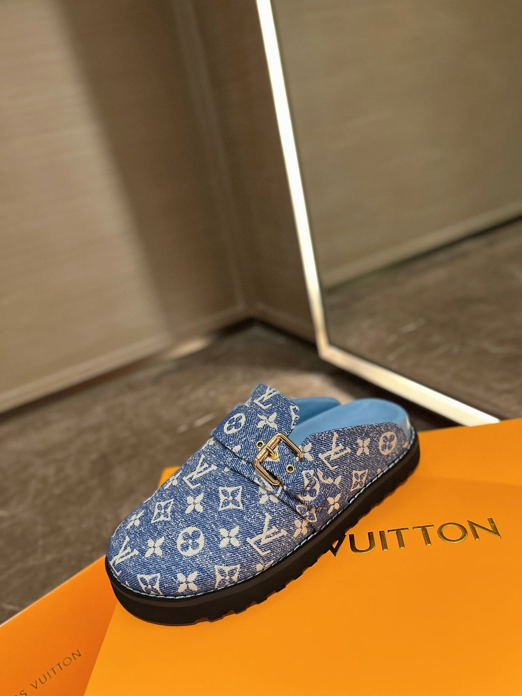 LV slippers