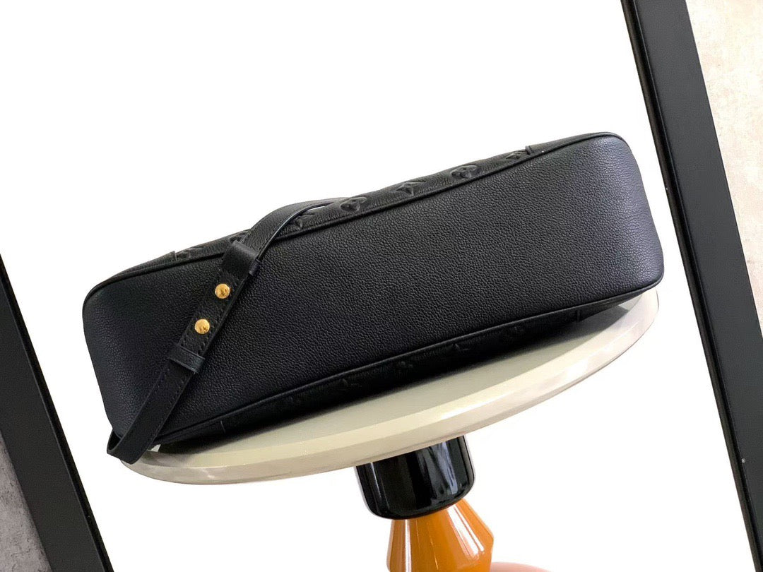 LV Classic Handbag