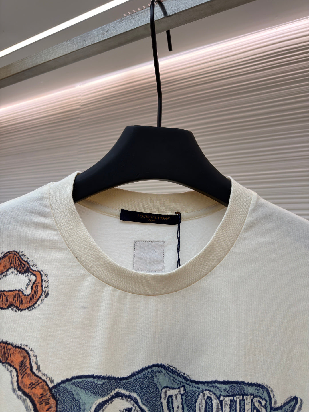 LV T-Shirt