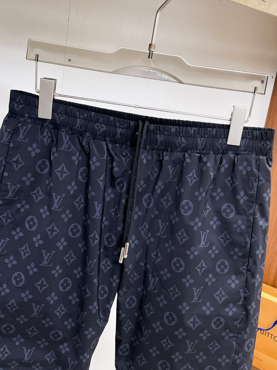 LV Causal Shorts