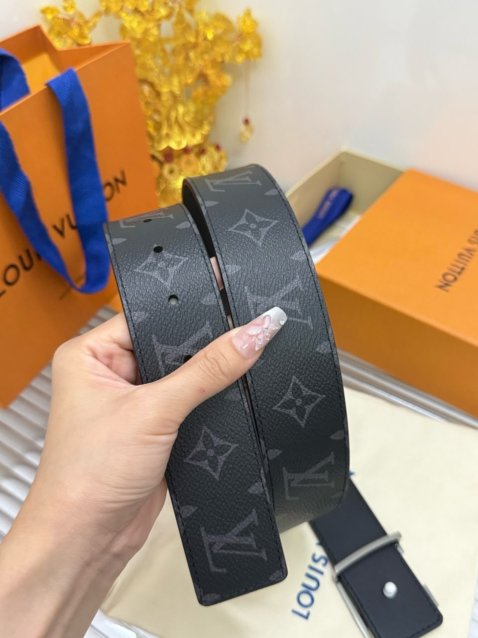 LV Reversible Belt