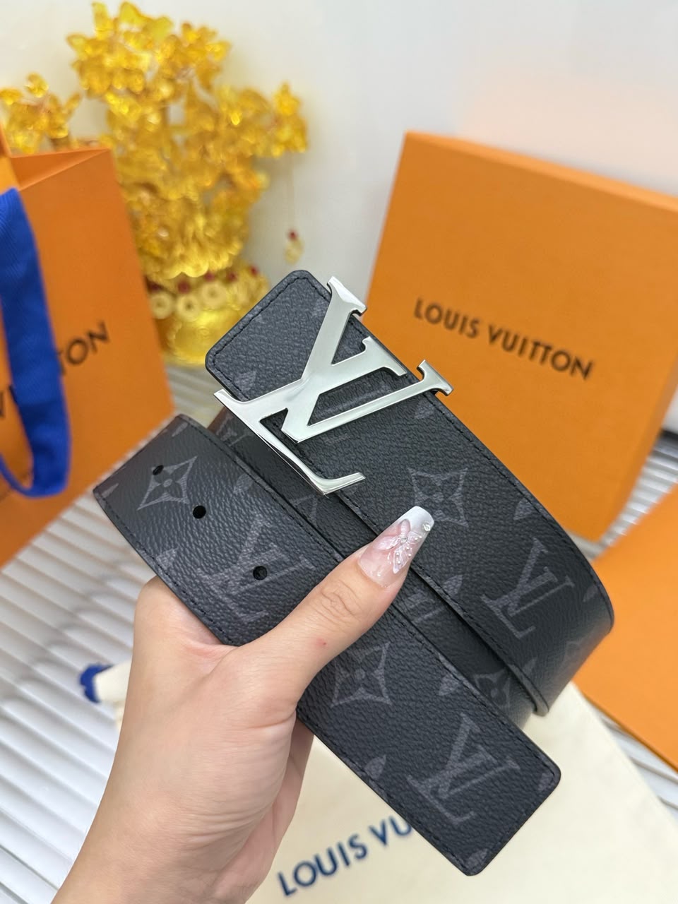 LV Reversible Belt