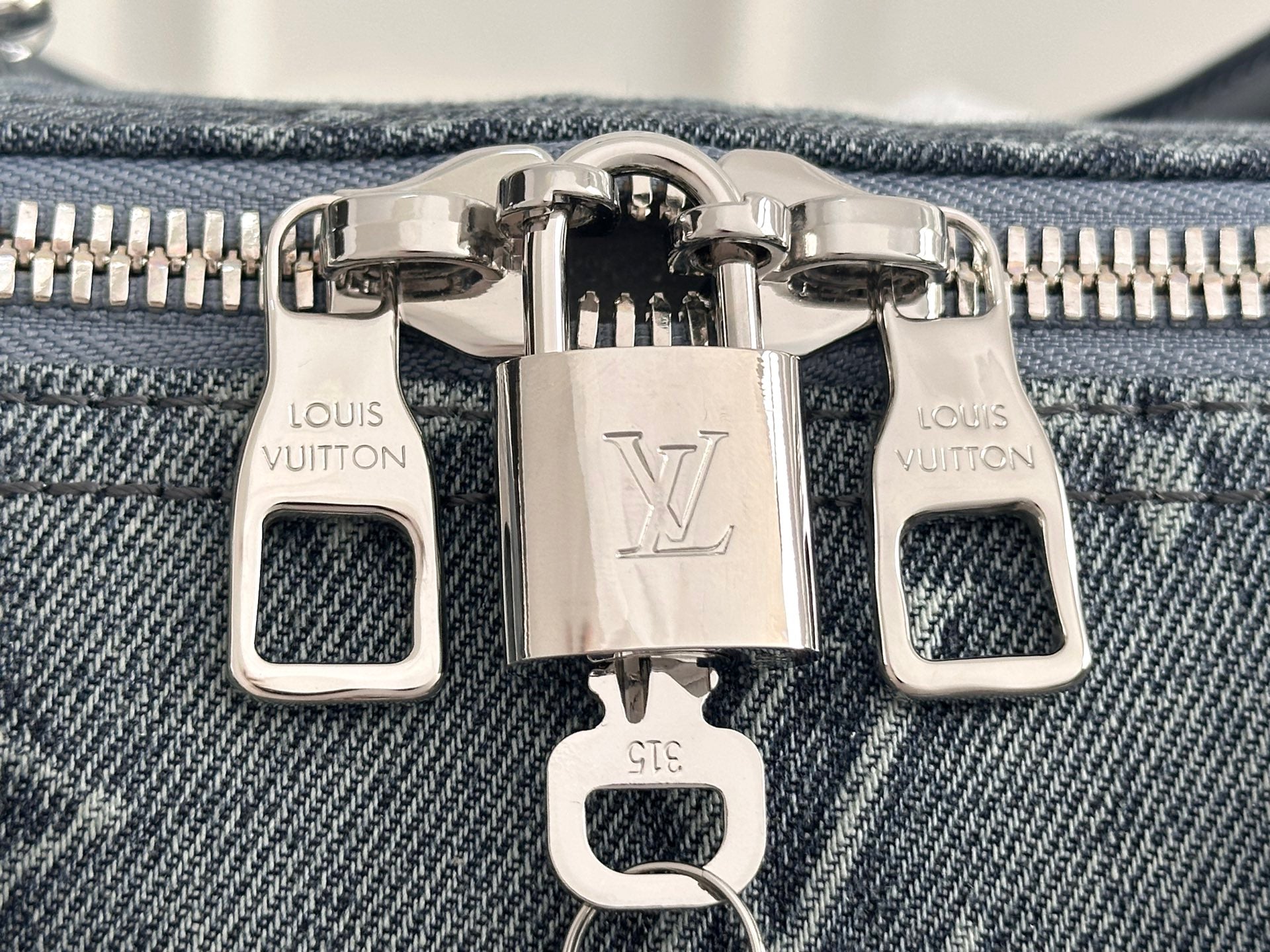 LV 50 Travel Bag