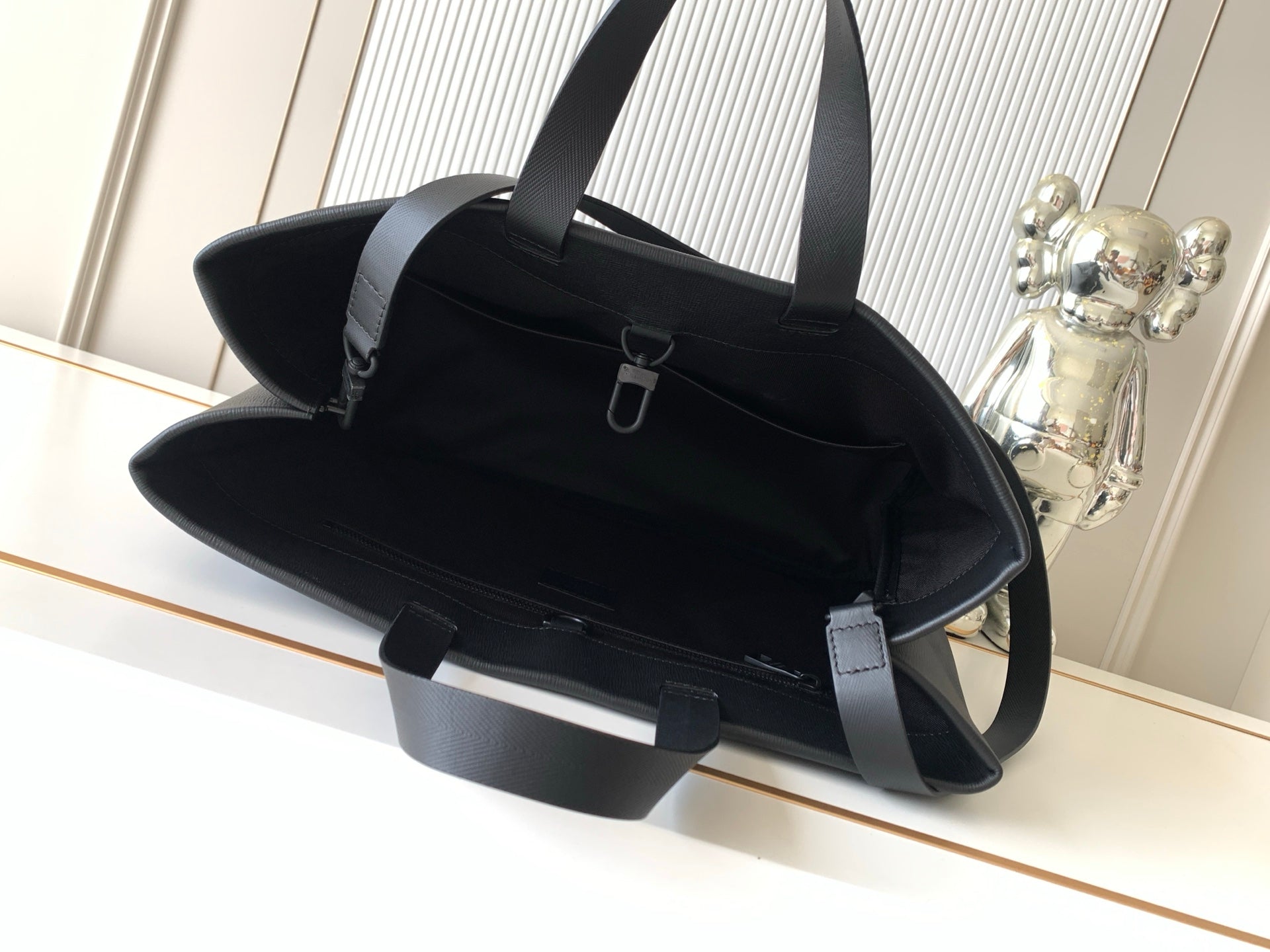 LV Tote Bag