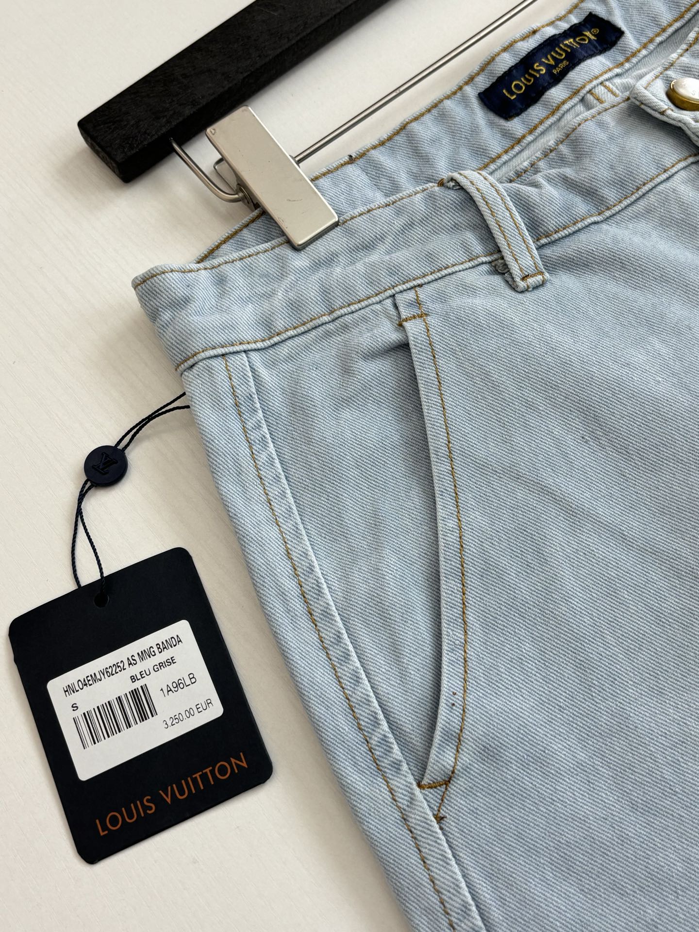 LV Shorts