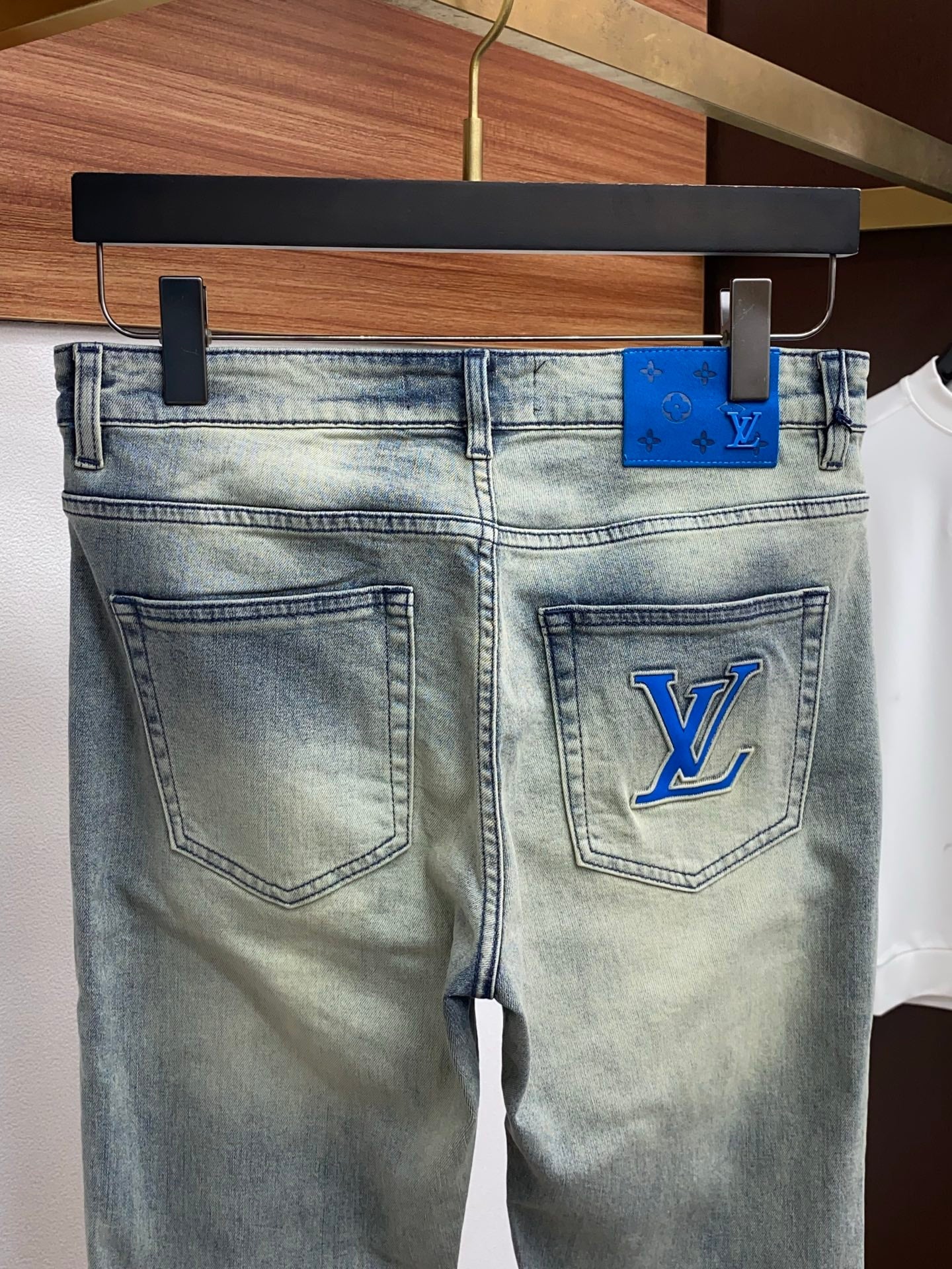 LV Slin Fit leg Jeans