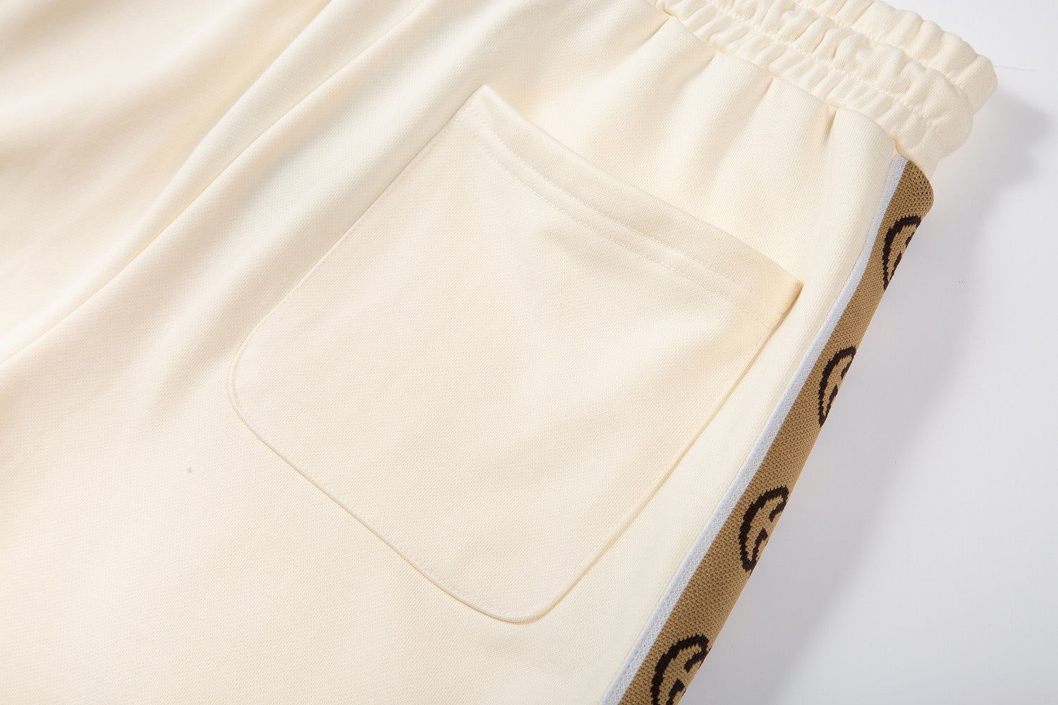 GG shorts