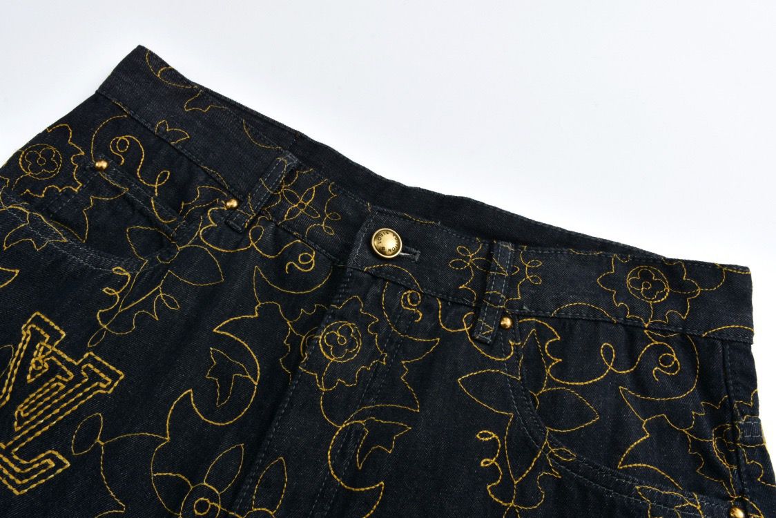 LV black and Gold Pants