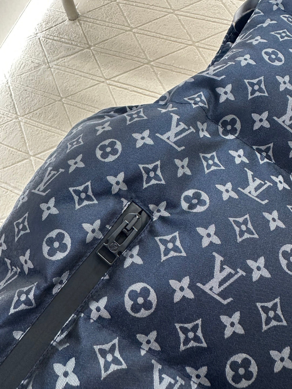 Women's LV Puffy Vest