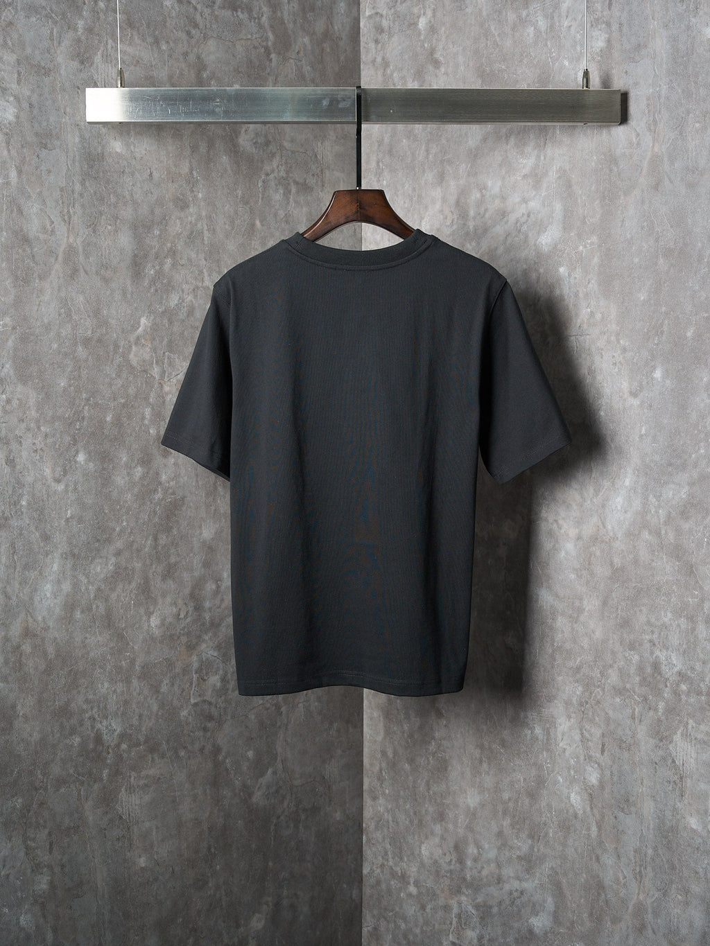 Burberry embroidered T-Shirt