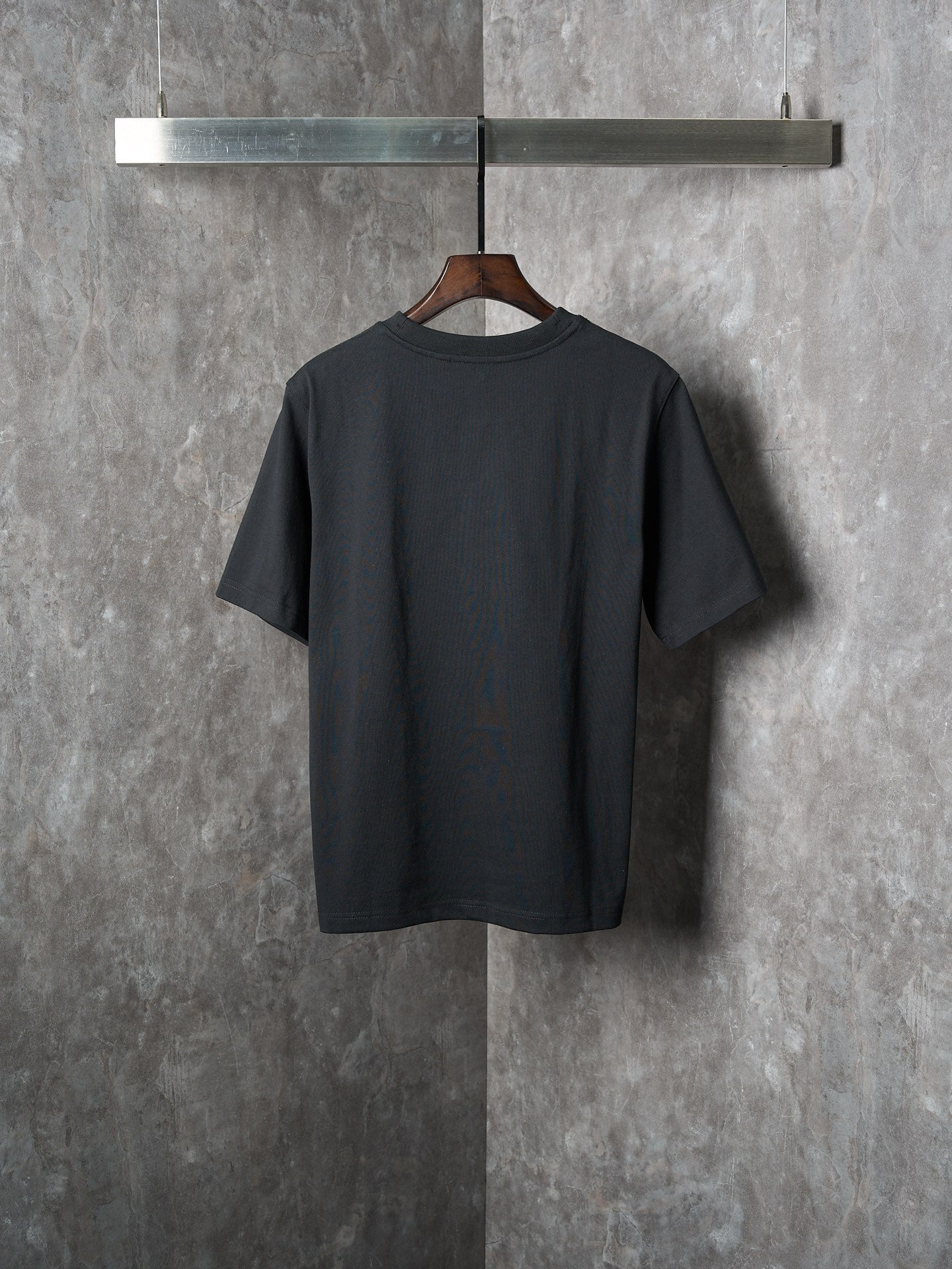 Burberry embroidered T-Shirt