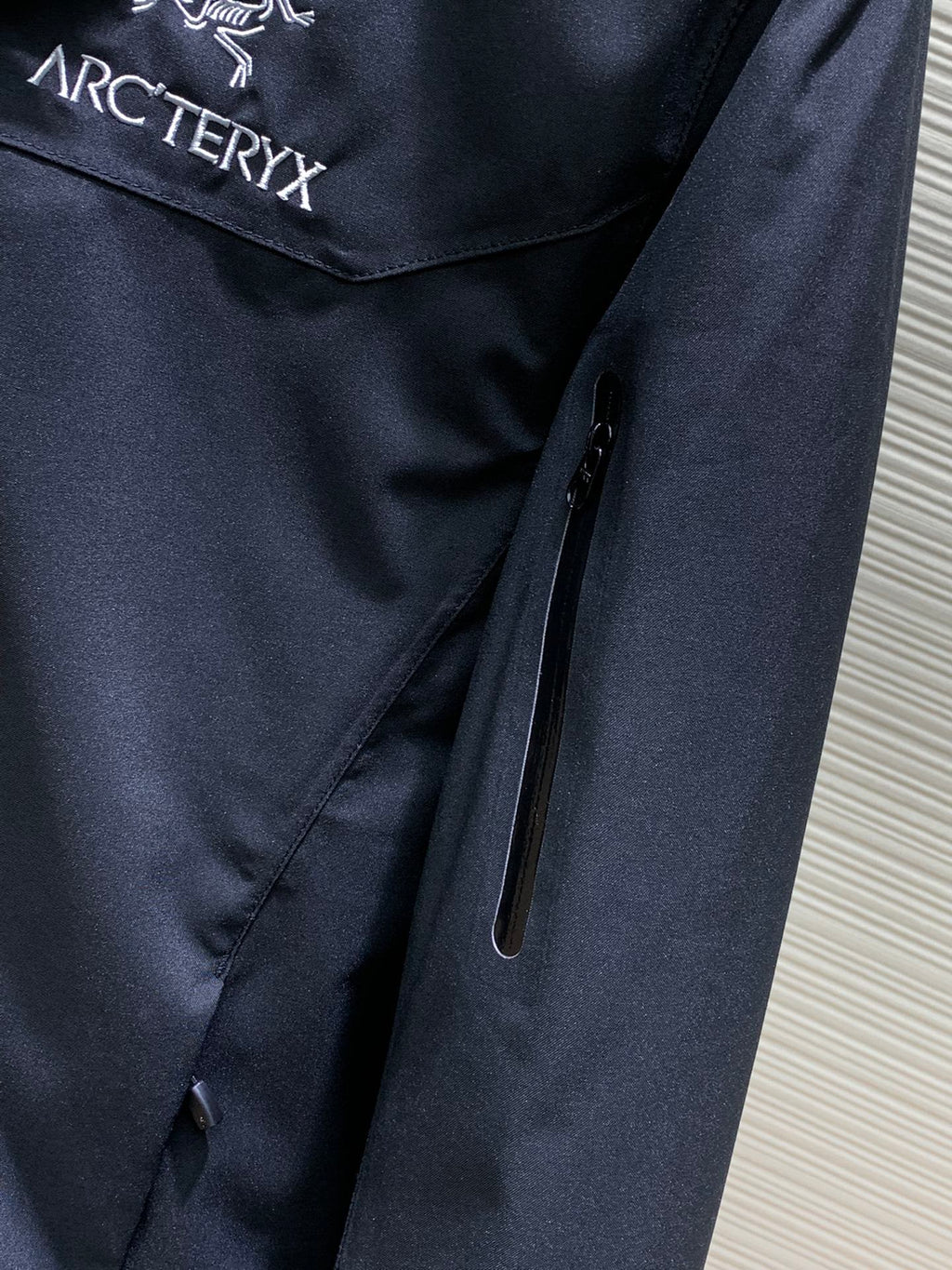 Arc Teryx 2-N-1 Jacket