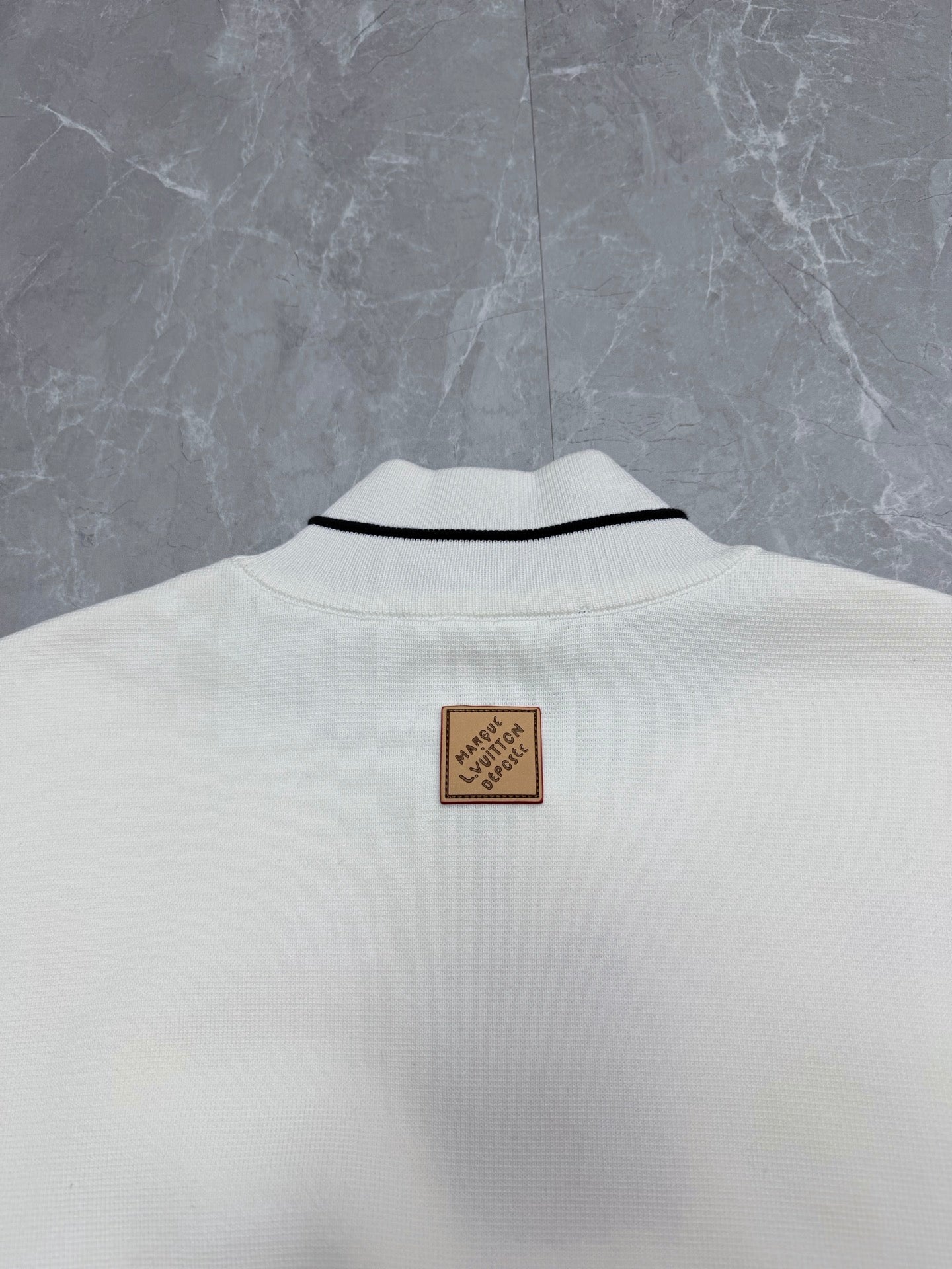 LV Collar Long Sleeve Jacket