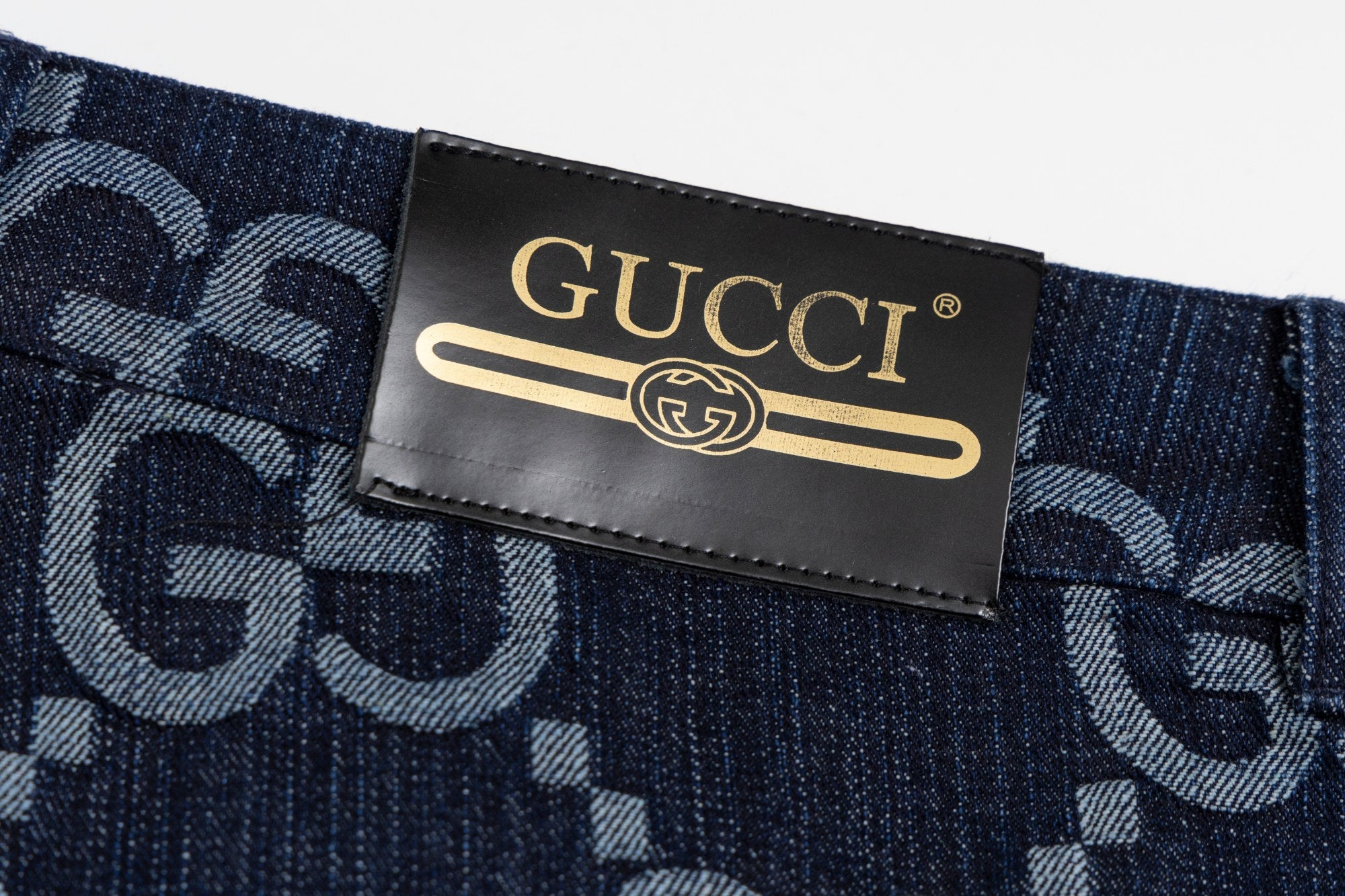 Gucci Cable Knit All over washed denim shorts